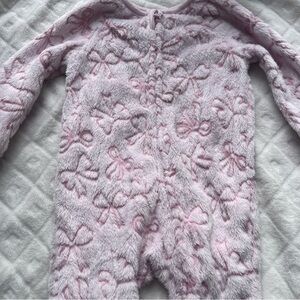 btween Baby infant pink soft Bow zip up footer sleeper pjs size 12 months